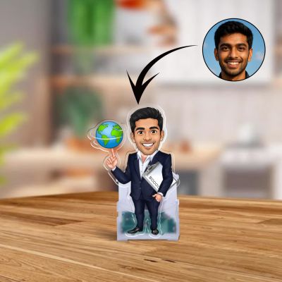 Personalized Bobblehead Caricature with Shaking Head Feature Gift for Teacher, Boss, Friend & Brother Solar Powered Moving Head for Living Room, Office Desk & Car Dashboard Decor